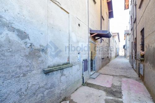 Casa singola in vendita a Meda