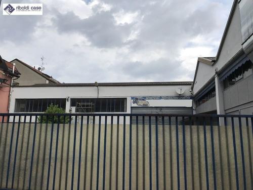 Capannone in vendita a Bovisio-Masciago