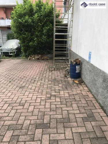 Capannone in vendita a Bovisio-Masciago