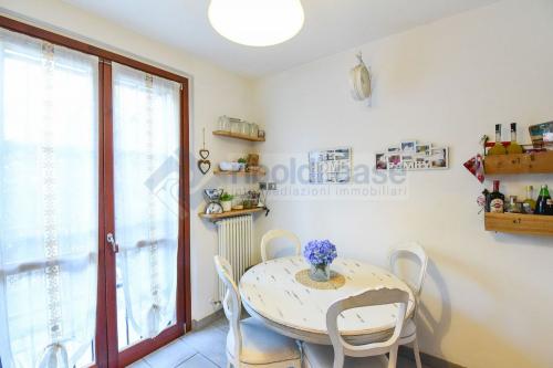 Appartamento in vendita a Verano Brianza