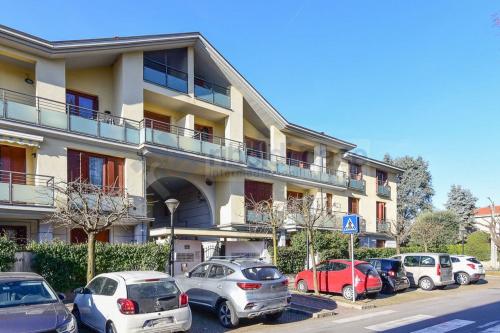 Appartamento in vendita a Verano Brianza