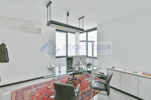 Studio/Ufficio in vendita a Seregno