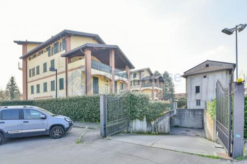 Appartamento in vendita a Bregnano