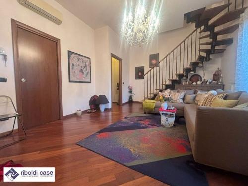 Casa singola in vendita a Seregno