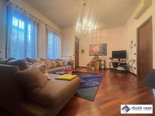 Casa singola in vendita a Seregno
