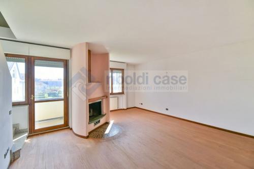 Casa singola in vendita a Inverigo