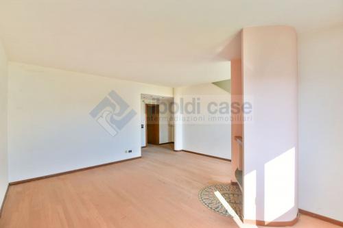Casa singola in vendita a Inverigo