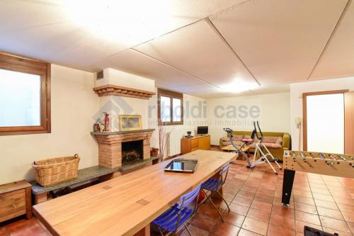 Villa in vendita a Seregno