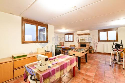 Villa in vendita a Seregno