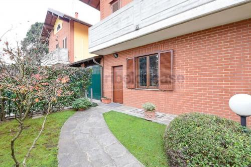 Villa in vendita a Seregno