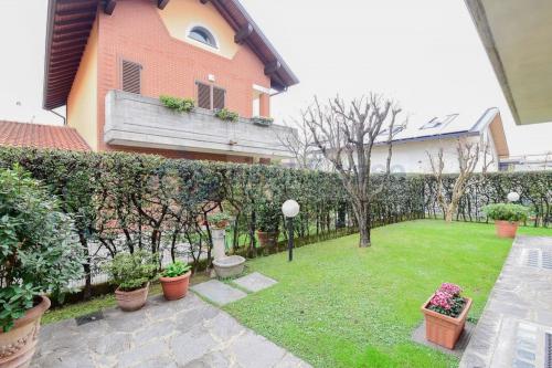Villa in vendita a Seregno