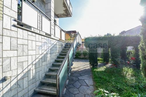 Villa in vendita a Verano Brianza