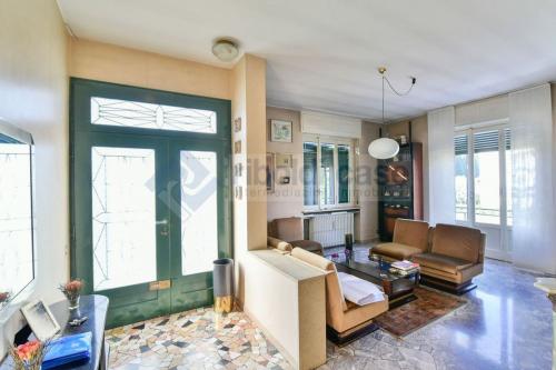Villa in vendita a Verano Brianza