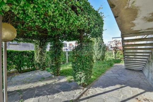 Villa in vendita a Verano Brianza