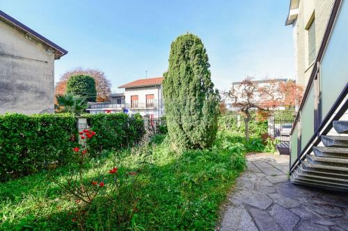 Villa in vendita a Verano Brianza