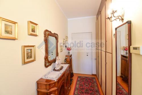 Appartamento in vendita a Seregno