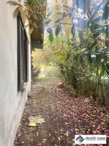 Casa singola in vendita a Verano Brianza