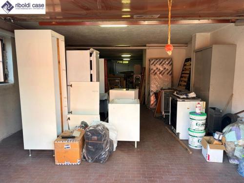 Capannone in vendita a Giussano