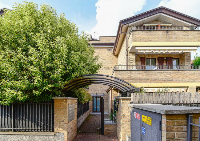 Appartamento in vendita a Seveso