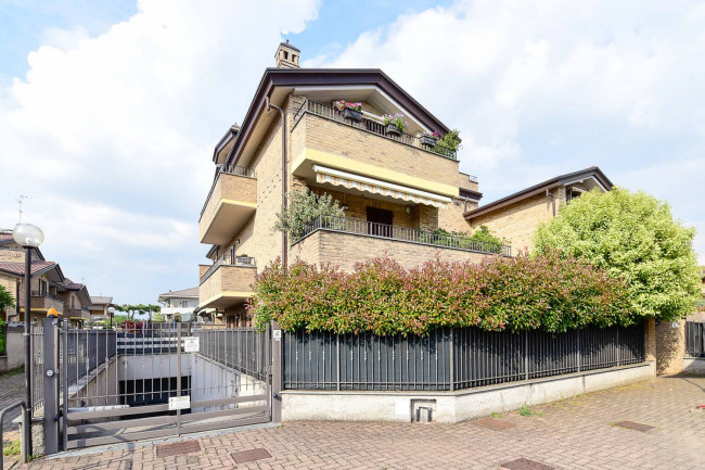Appartamento in vendita a Seveso
