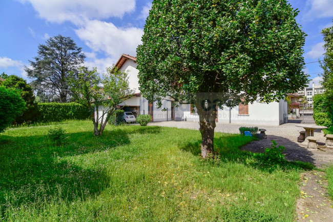 Villa in vendita a Meda