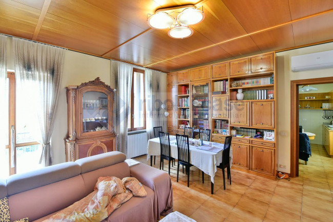 Villa in vendita a Meda