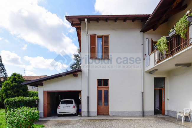 Villa in vendita a Meda