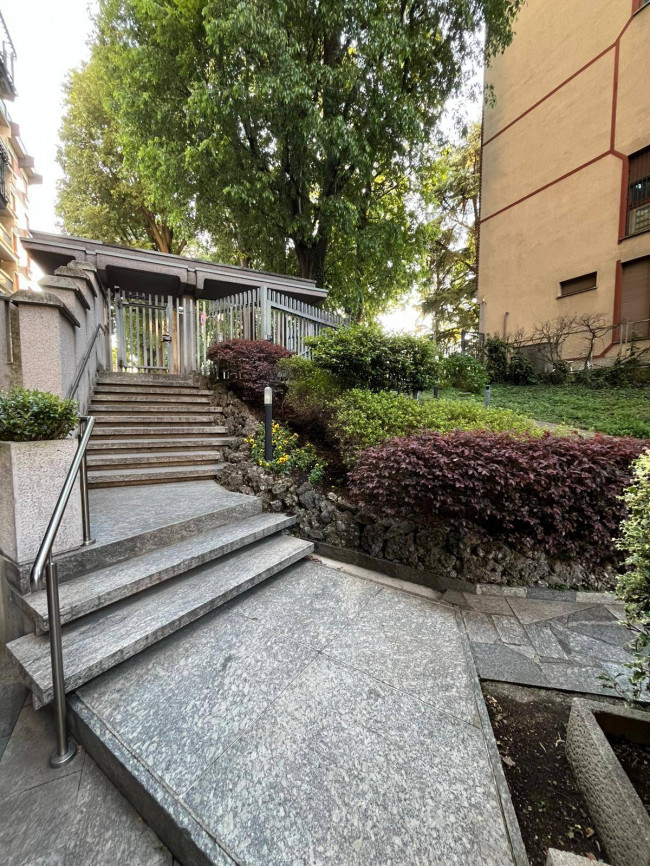 Appartamento in vendita a Seregno