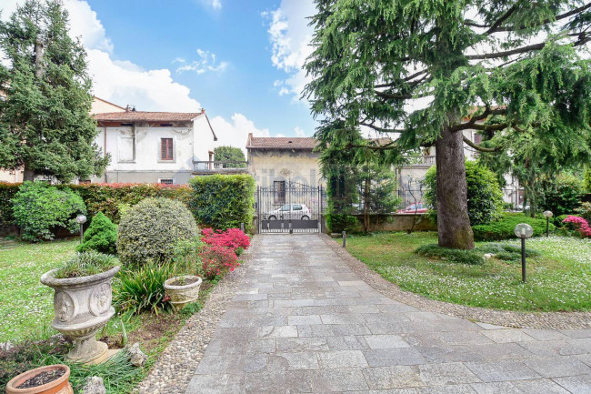 Villa in vendita a Seregno