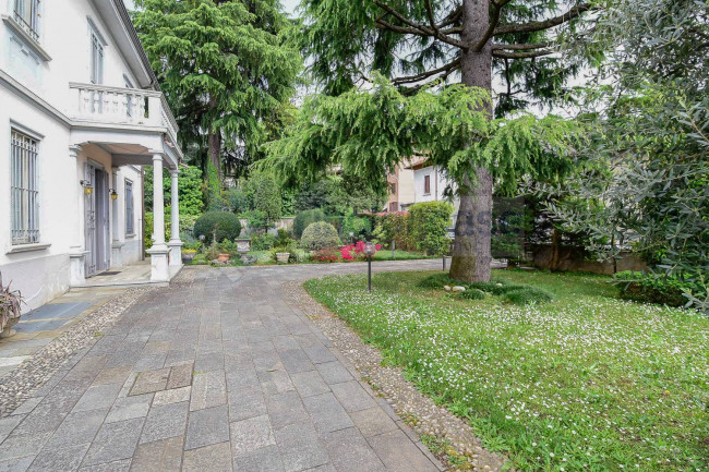 Villa in vendita a Seregno