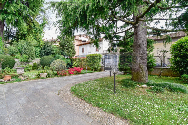 Villa in vendita a Seregno