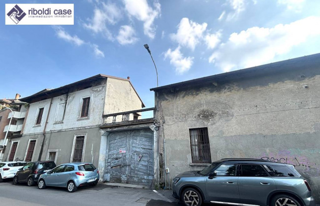 Casa singola in vendita a Seregno