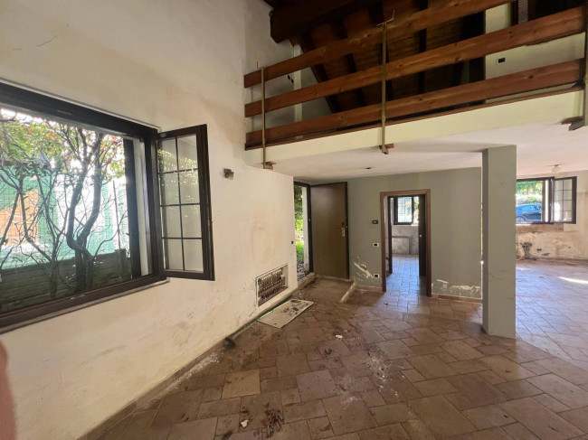 Casa singola in vendita a Verano Brianza