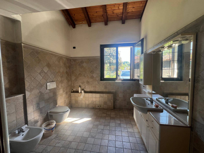 Casa singola in vendita a Verano Brianza