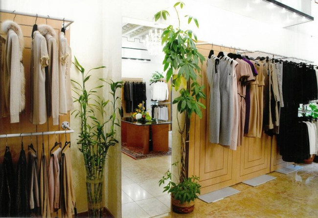 Attività commerciale in vendita a Seregno