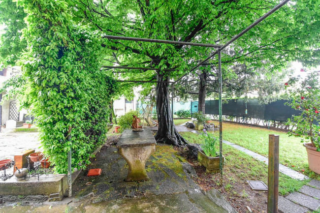 Villa in vendita a Camparada