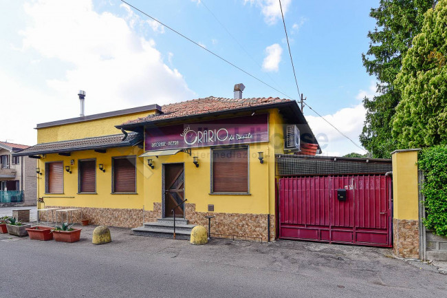 Locale commerciale in vendita a Seveso