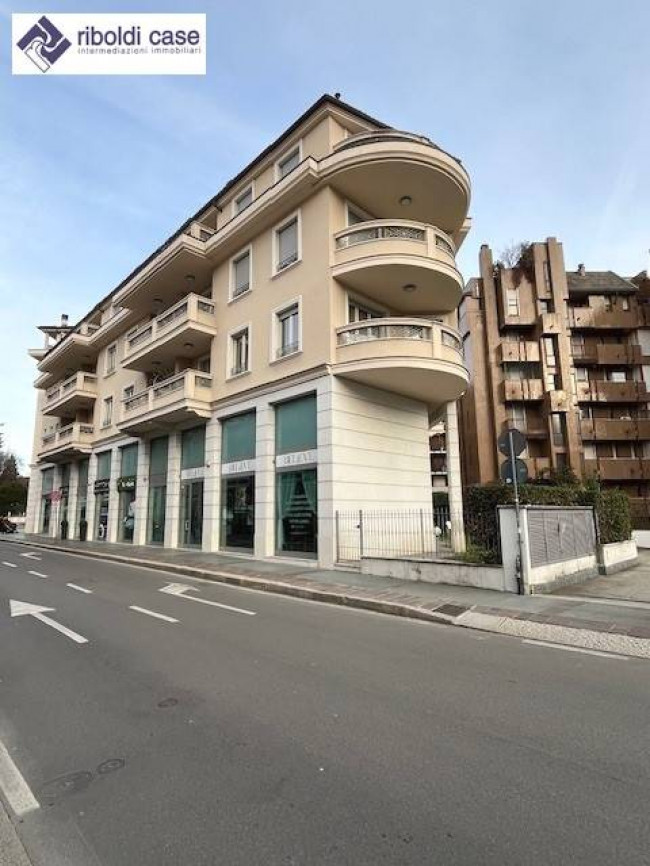 Appartamento in vendita a Seregno