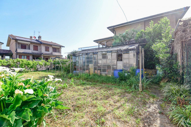 Villetta bifamiliare in vendita a Besana in Brianza