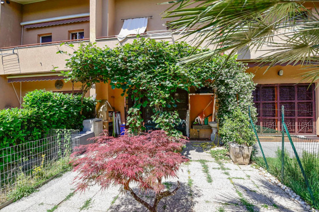 Villette a schiera in vendita a Seregno