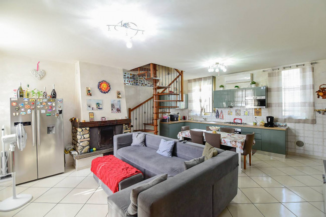 Casa singola in vendita a Lissone