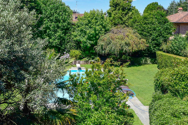 Villa in vendita a Seregno