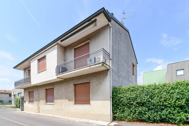 Casa singola in vendita a Seregno