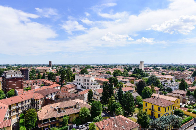 Appartamento in vendita a Carate Brianza
