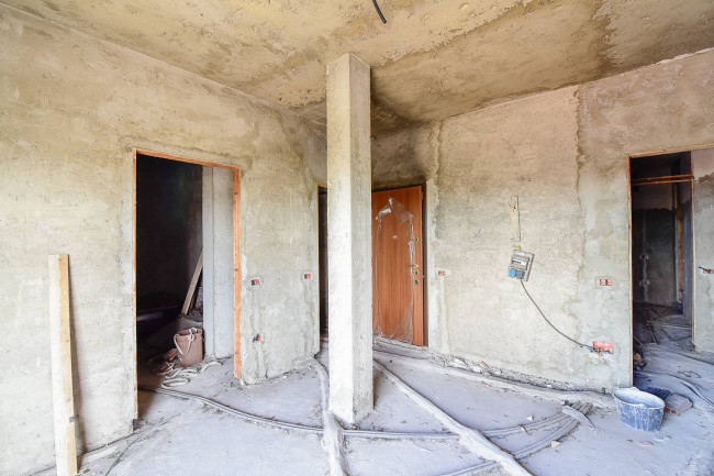Appartamento in vendita a Carate Brianza