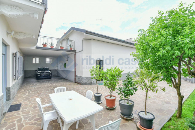 Villa in vendita a Cabiate