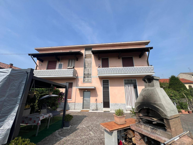 Casa singola in vendita a Giussano