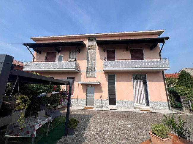 Casa singola in vendita a Giussano