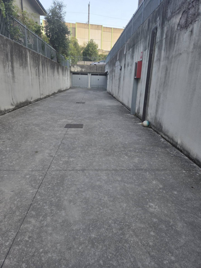 Box o garage in vendita a Cesano Maderno