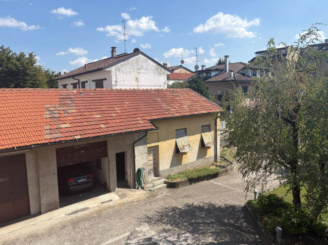 Magazzino in vendita a Giussano